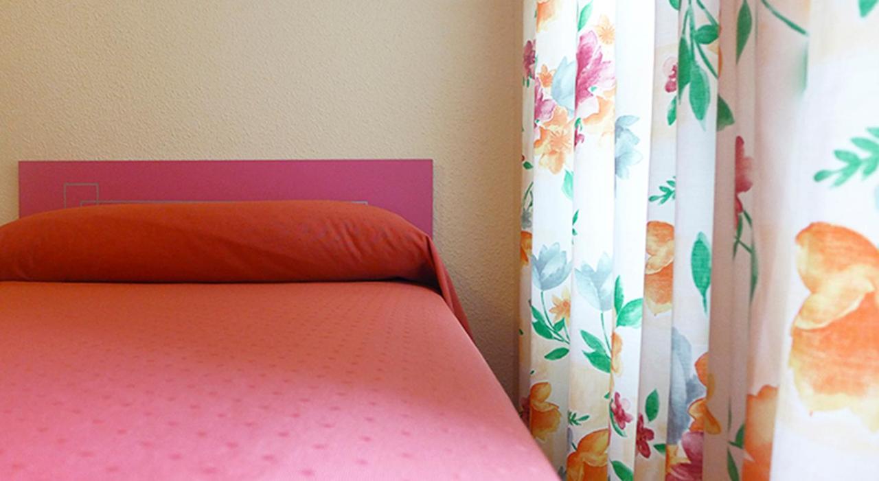 Hostal Rosa Вильяхойоса Экстерьер фото